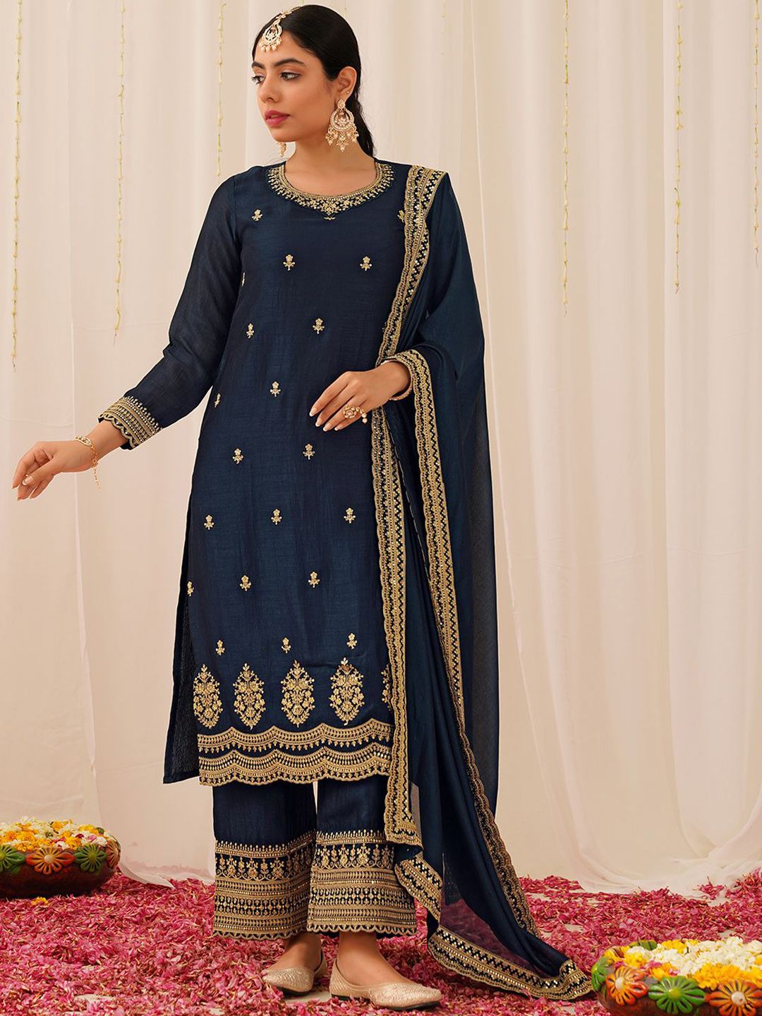 Dhiyona KL Ethnic Motifs Embroidered Sequinned Straight Kurta with Palazzo & Dupatta