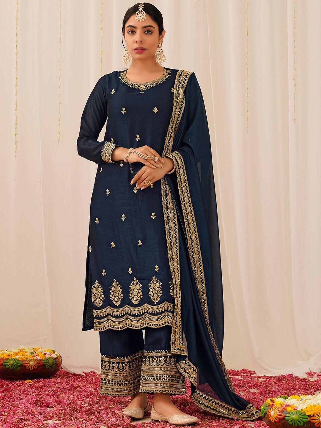 Dhiyona KL Ethnic Motifs Embroidered Sequinned Straight Kurta with Palazzo & Dupatta