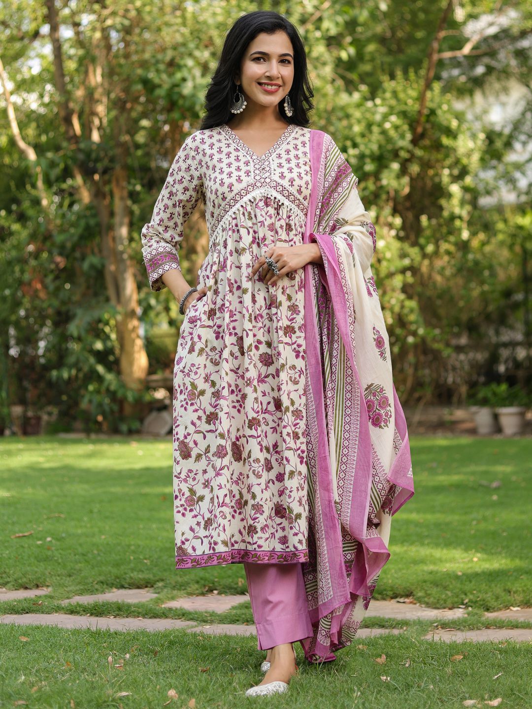 Dhiyona RR Women's Ethnic Motifs Printed Pure Cotton Kurta with Trousers & Dupatta