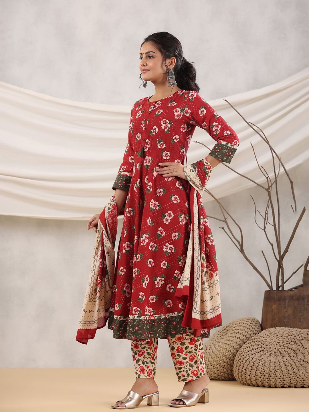 Dhiyona RR Women's Floral Printed Cotton A-Line Kurta with Palazzos & Dupatta