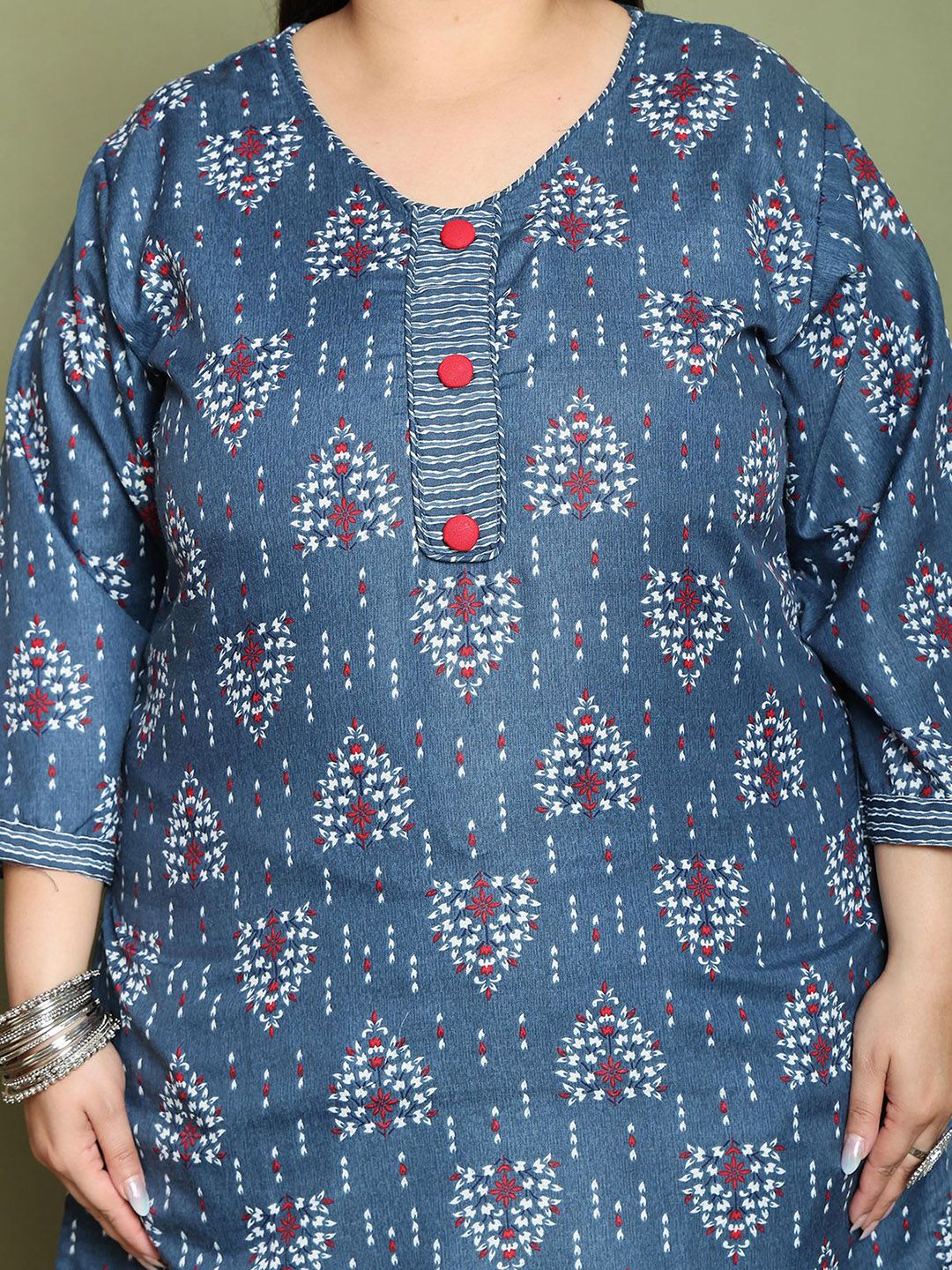 Dhiyona KL Women Plus Size Floral Printed Kurti with Salwar & Dupatta