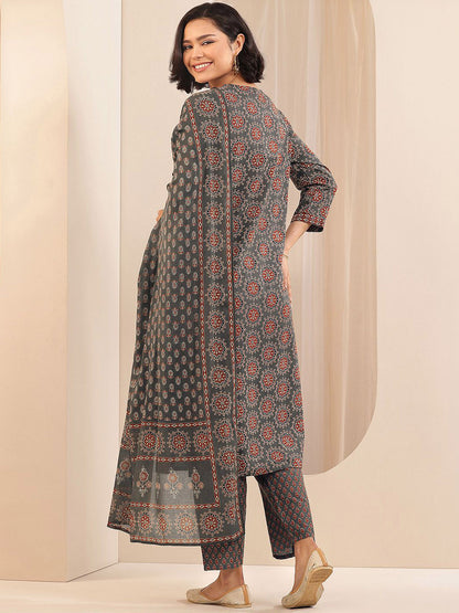 Women Ethnic Motifs Printed Regular Sequinned Kurta with Trousers & With Dupatta