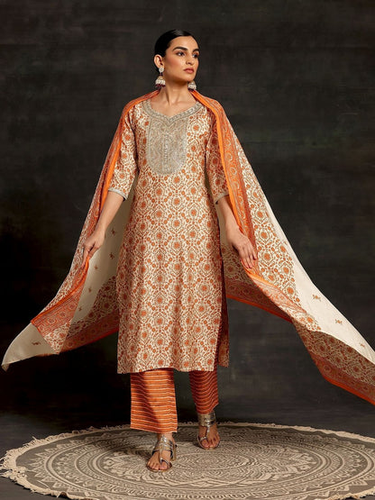 Women Floral Printed Regular Sequinned Kurta with Trousers & With Dupatta