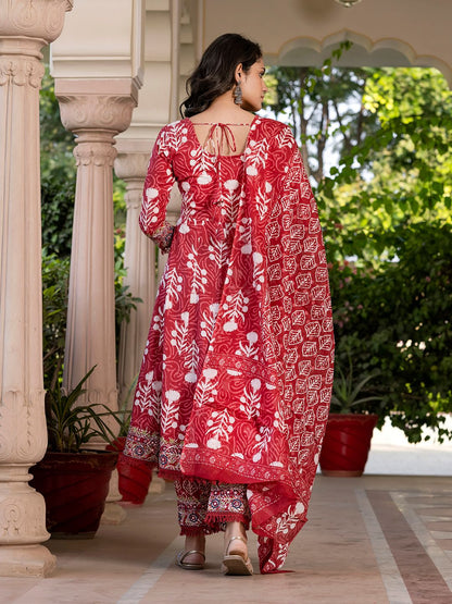 Dhiyona KL Women Floral Printed Regular Pure Cotton Kurta with Palazzos & With Dupatta