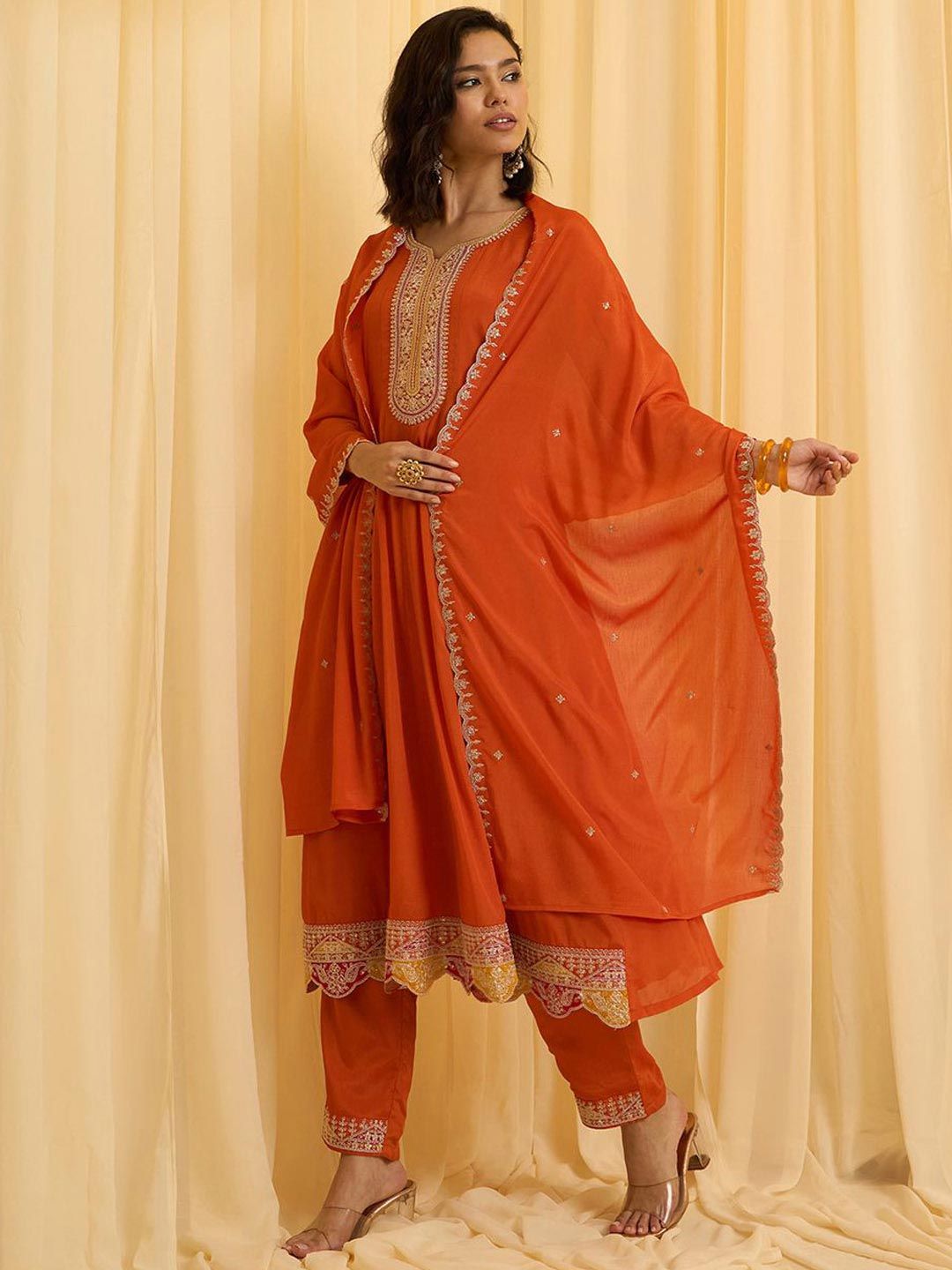 Dhiyona CH Ethnic Motifs Yoke Design Pleated Sequinned A-Line Kurta With Trousers & Dupatta