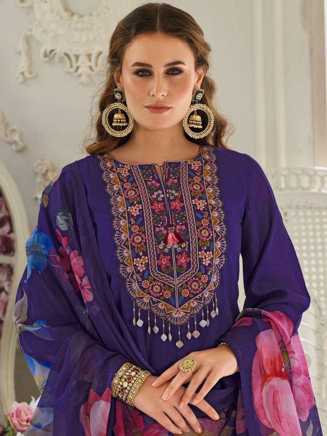 Dhiyona IE Floral Embroidered Regular Sequinned Kurta With Trousers & Dupatta
