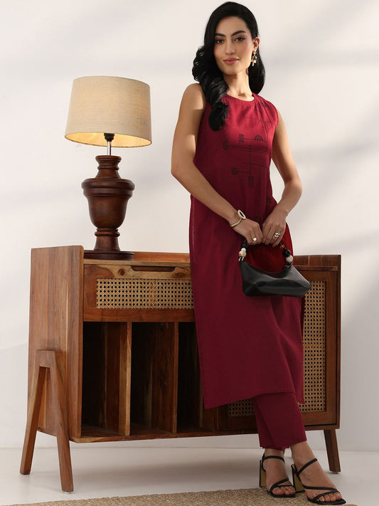 Women Printed Regular Kurta with Trousers