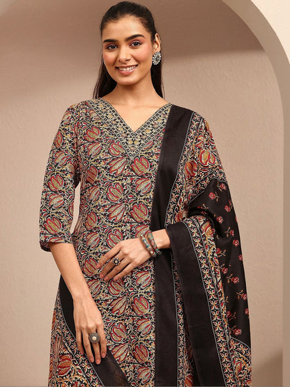 Women Ethnic Motifs Printed Regular Thread Work Kurta with Trousers & With Dupatta