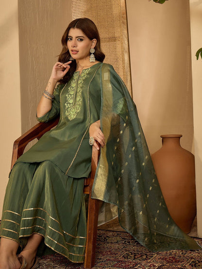 Women Olive Embroidered Kurta Sets With Dupatta