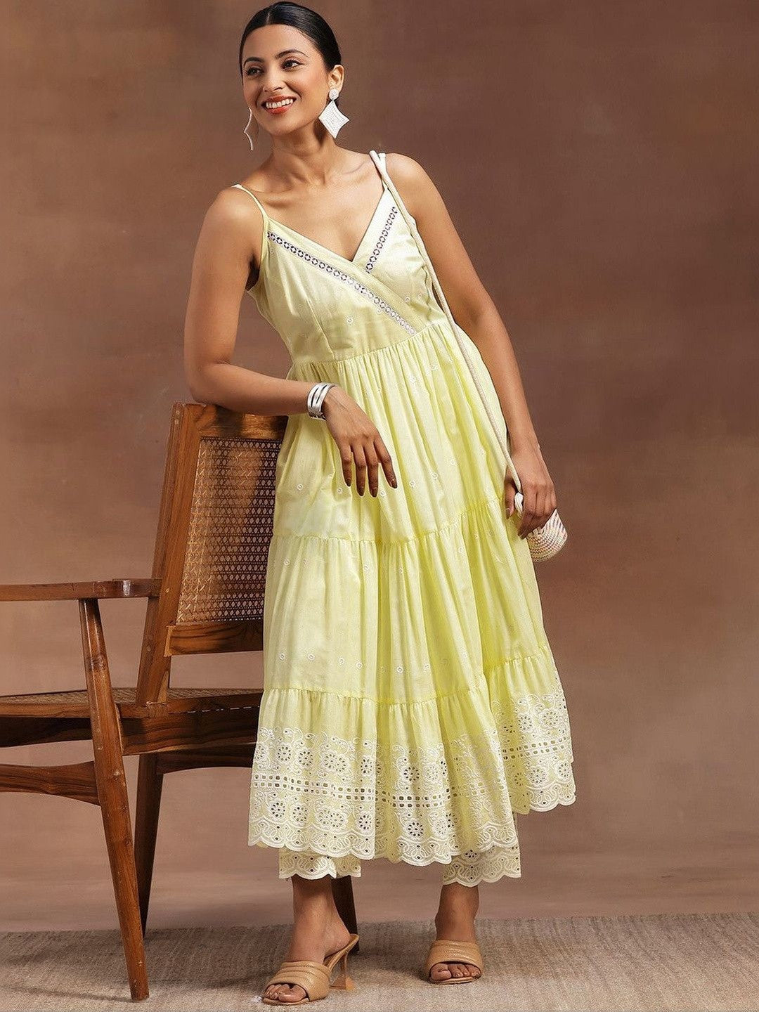 Women Ethnic Motifs Embroidered Tiered Chikankari Kurta with Trousers