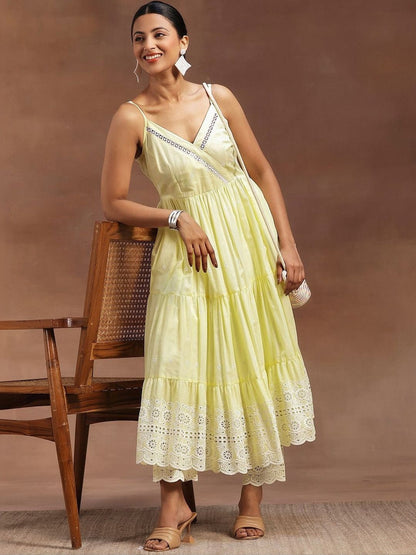 Women Ethnic Motifs Embroidered Tiered Chikankari Kurta with Trousers
