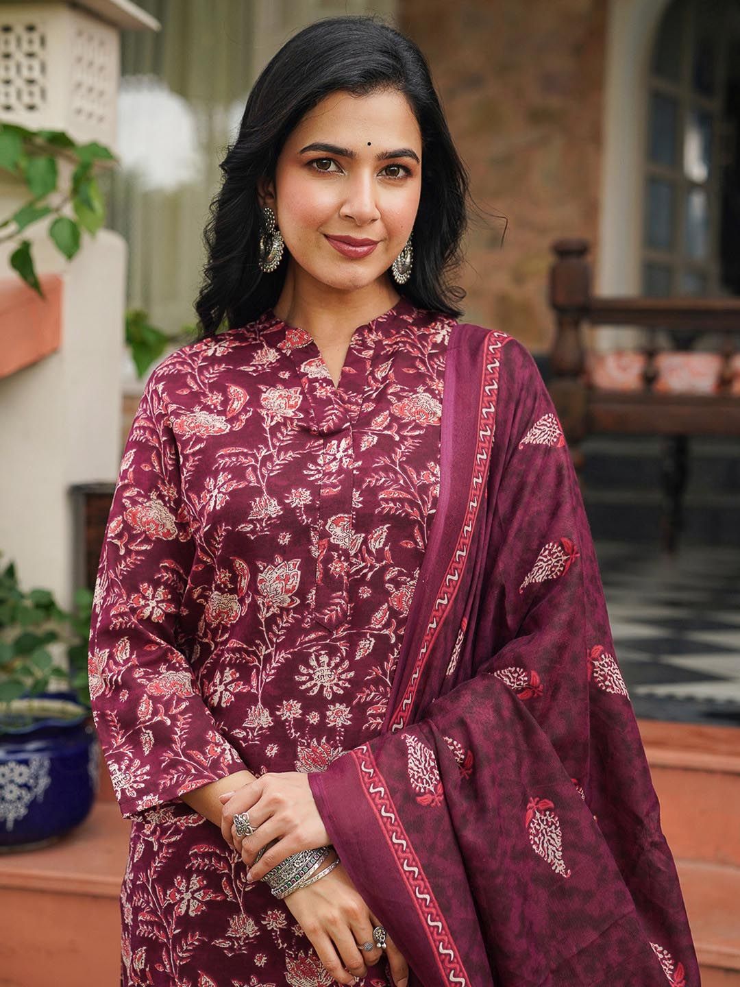 Dhiyona KL Floral Printed Mandarin Collar Straight Kurta With Trousers & Dupatta