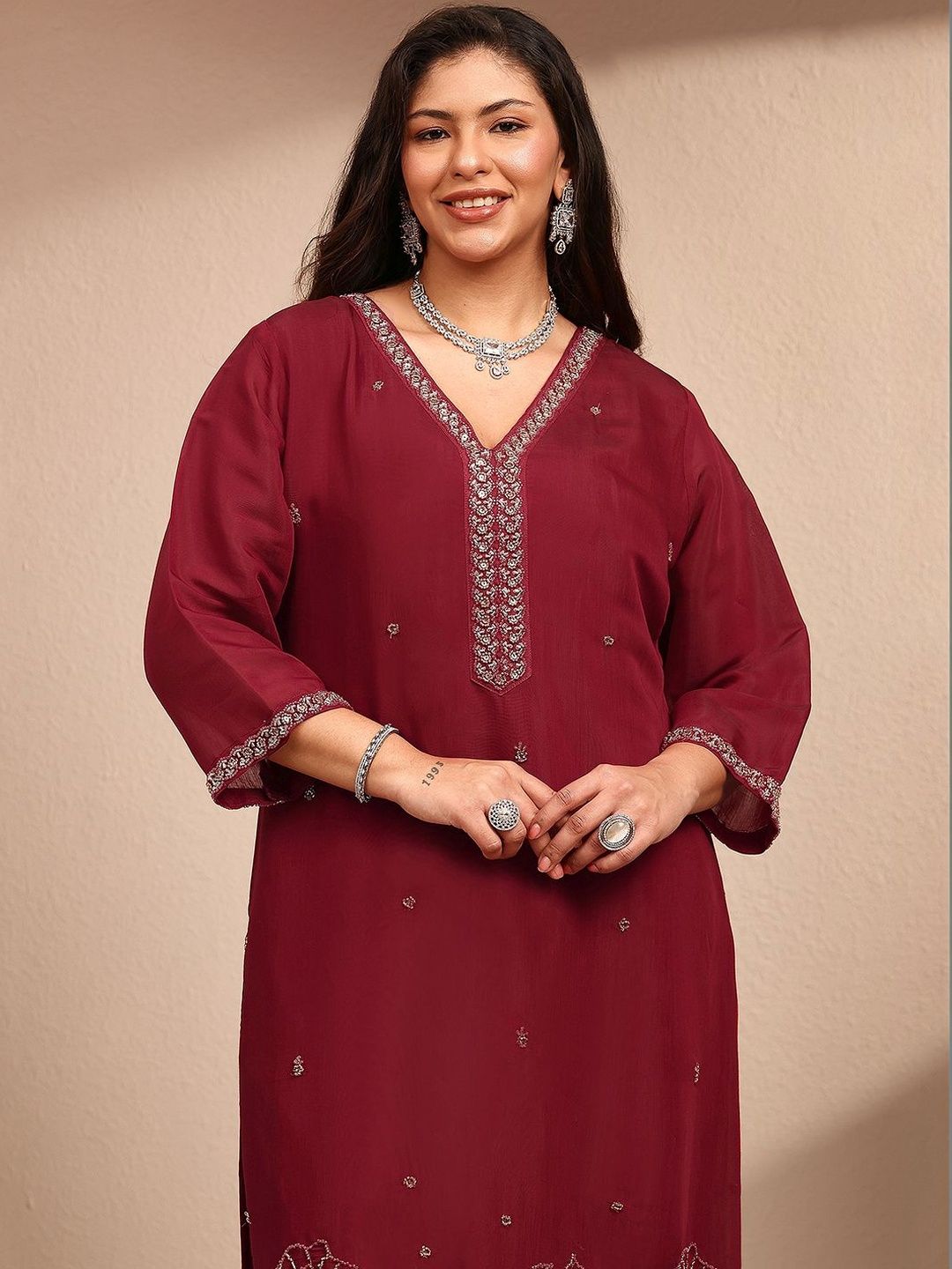 Dhiyona Women's Ethnic Motifs Embroidered Thread Work Kurta with Trousers & Dupatta