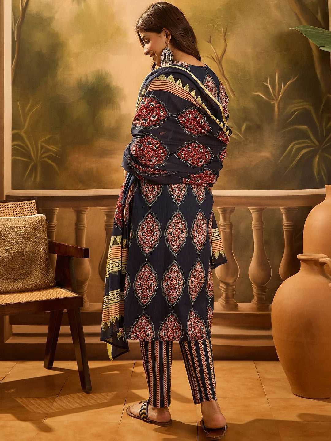 Printed Pure Cotton V-Neck Kurta & Trousers Kurta Sets