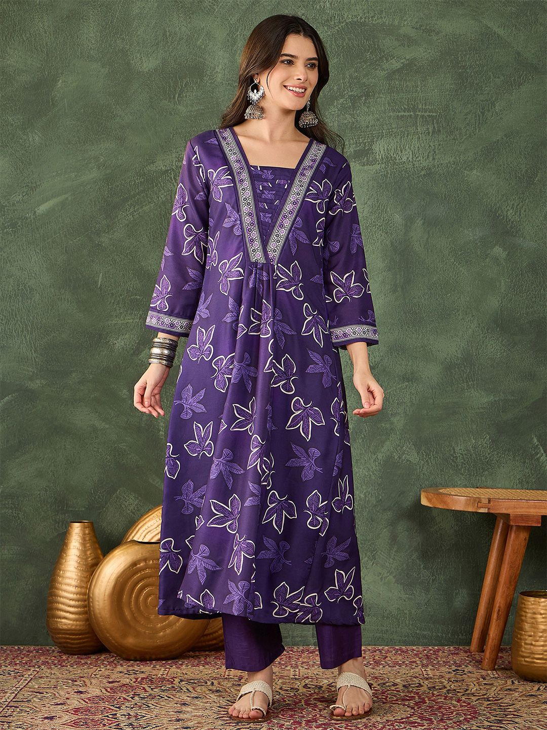 Dhiyona KL Women Self Design Square Neck A-Line Kurta Set