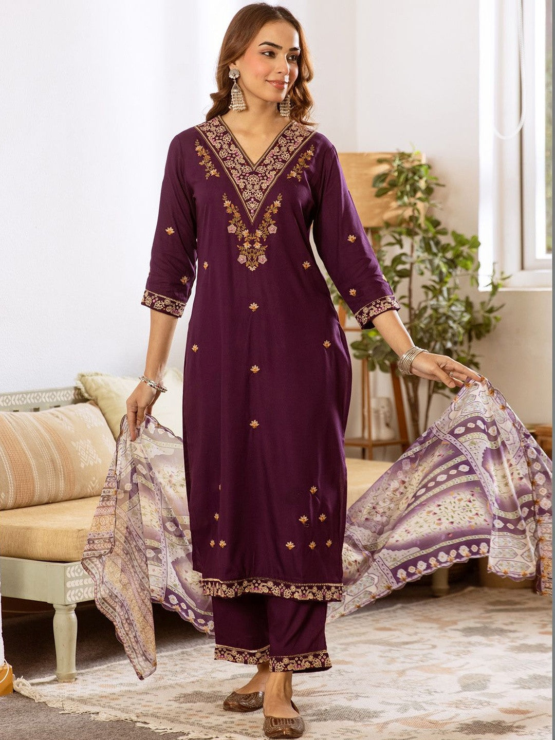 Women Ethnic Motifs Embroidered Regular Thread Work Kurta with Trousers & With Dupatta