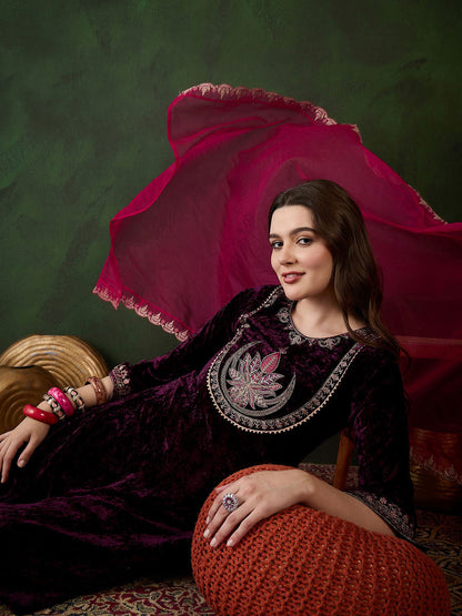 Floral Embroidered Sequinned Velvet Kurta with Trouser & Dupatta