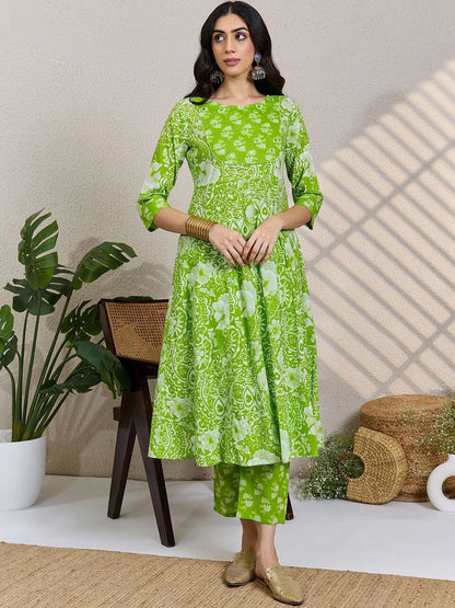 Women Floral Printed Regular Pure Cotton Kurta with Trousers & With Dupatta