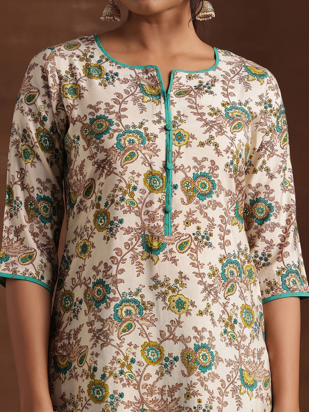Women Floral Printed Regular Kurta with Trousers & With Dupatta