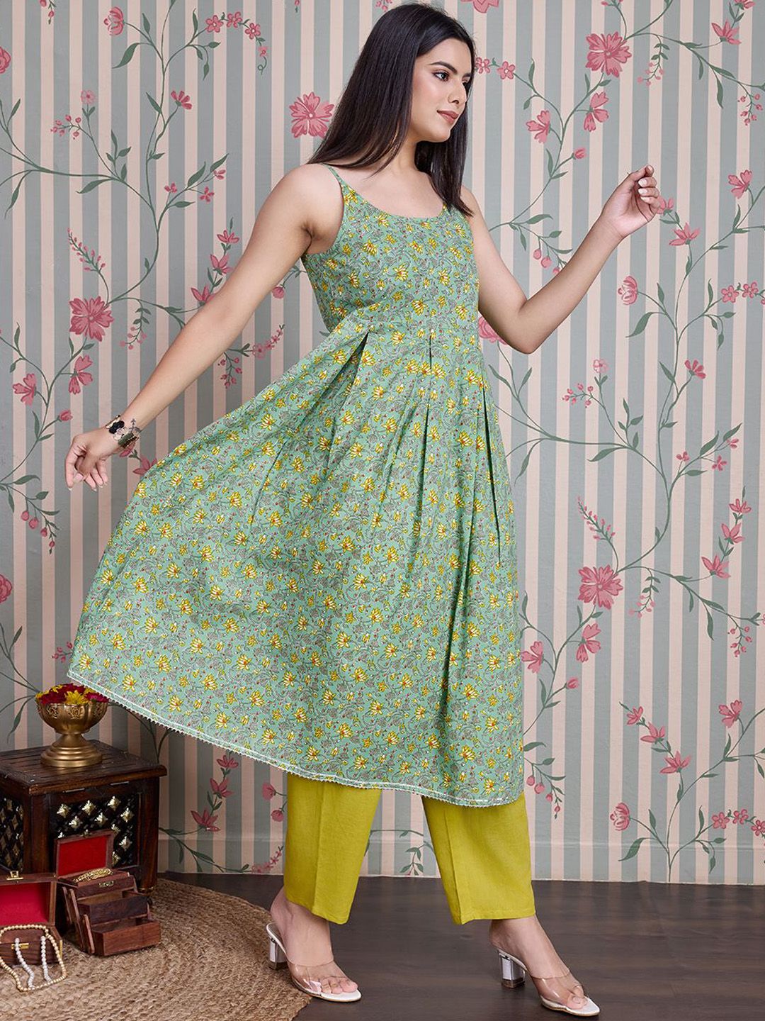 Dhiyona OD  Floral Printed Shoulder Straps Pure Cotton Anarkali Kurta