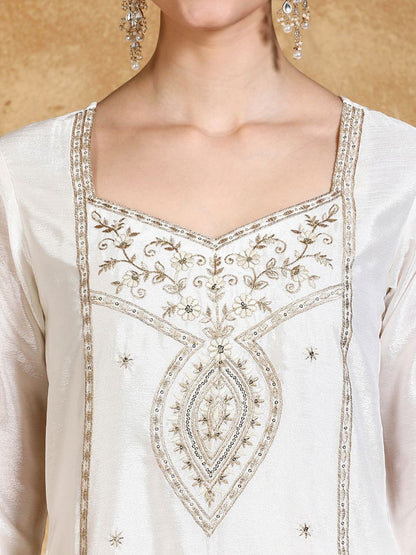 Dhiyona VA Women Floral Embroidered Kurta with Sharara & Dupatta