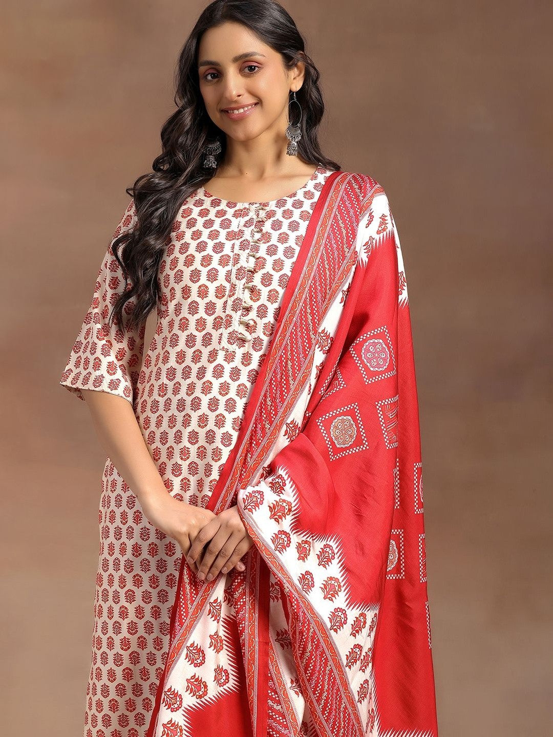 Women Ethnic Motifs Printed Regular Kurta with Trousers & With Dupatta