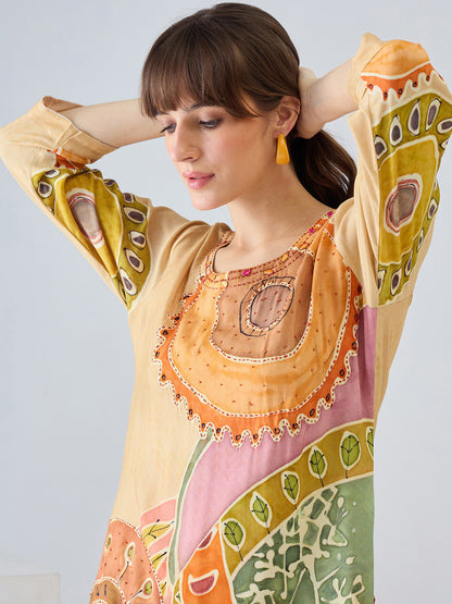 Women Printed Regular Kurta with Trousers
