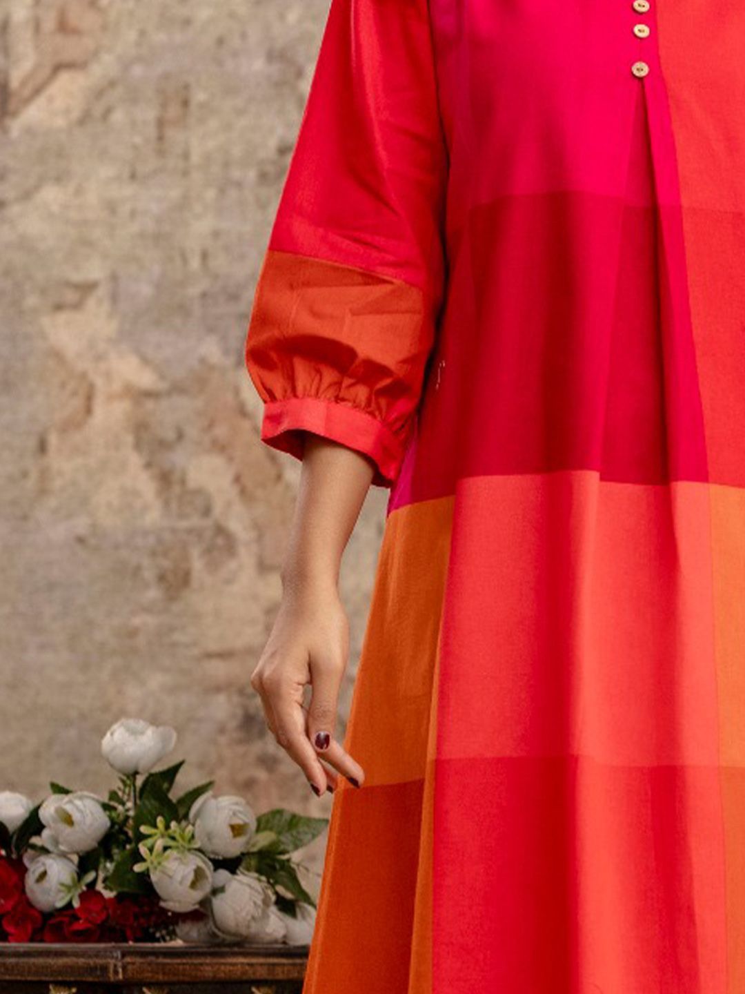 Women Colourblocked V-Neck Regular Kurta with Trousers