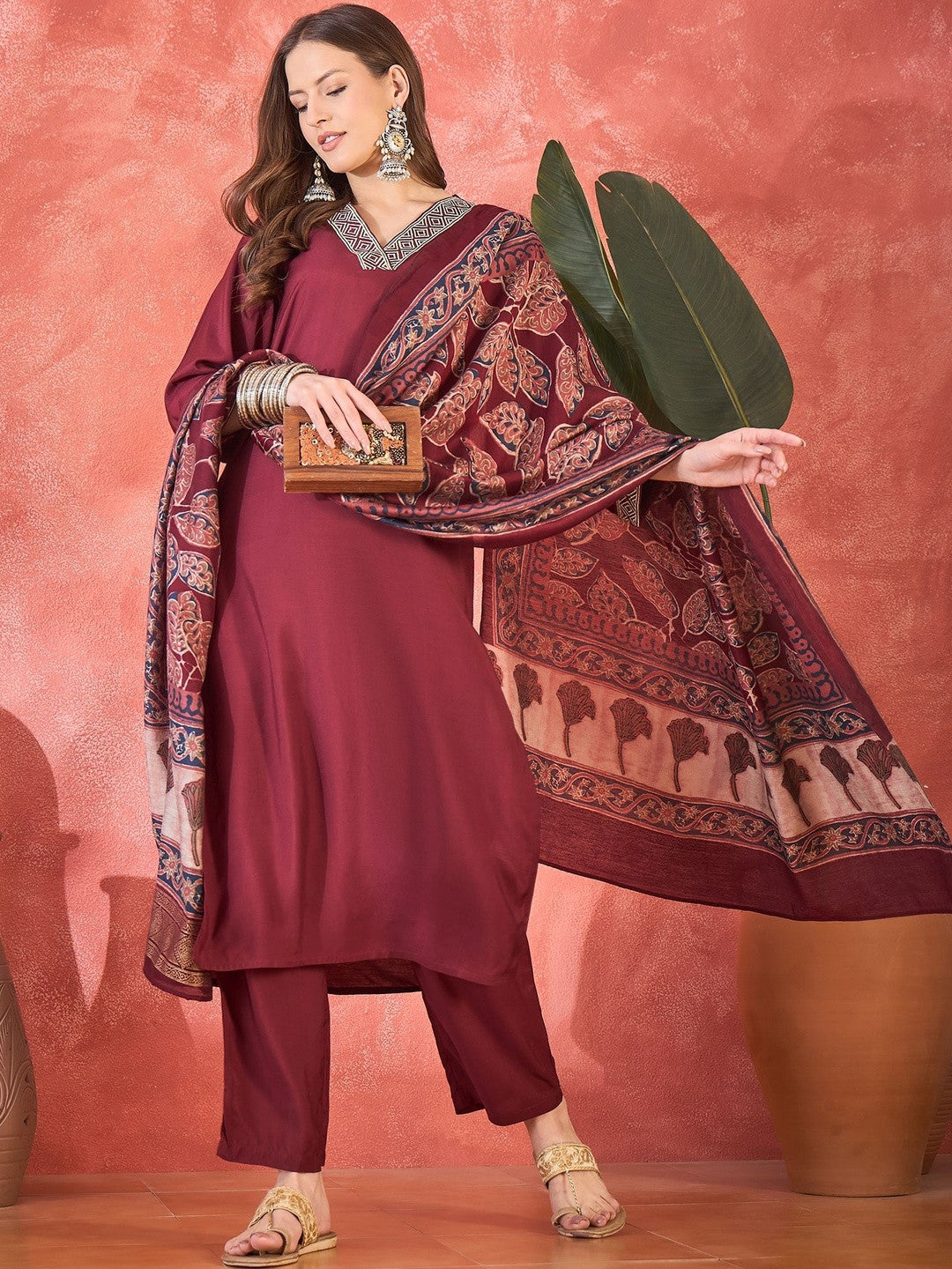 Embroidered V-Neck Kurta & Trousers Kurta Set