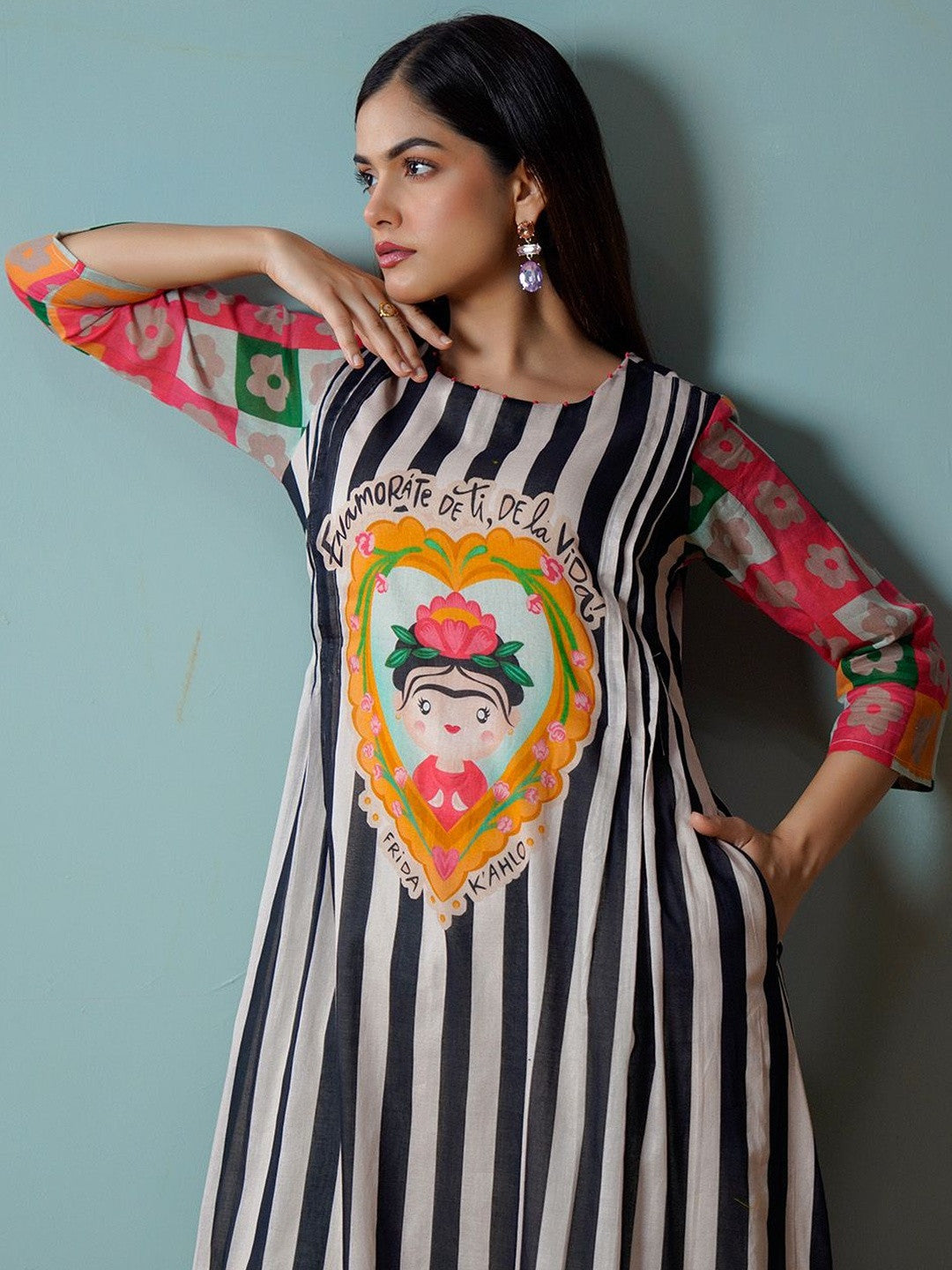 Striped Round Neck Kurta & Trousers