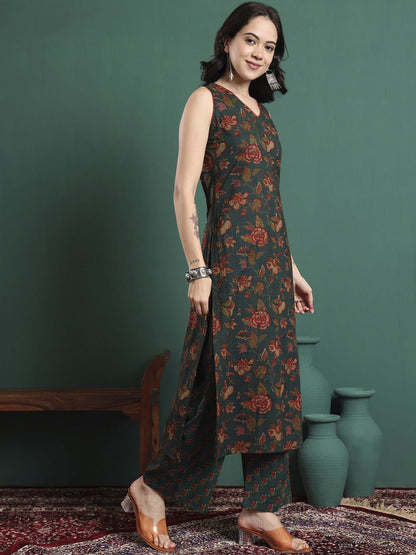 Dhiyona KL Women Floral Printed Cotton Kurta with Trousers & Dupatta
