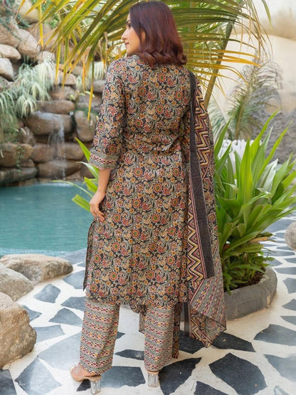 Dhiyona KL Women Black Pure Cotton Kurta Sets
