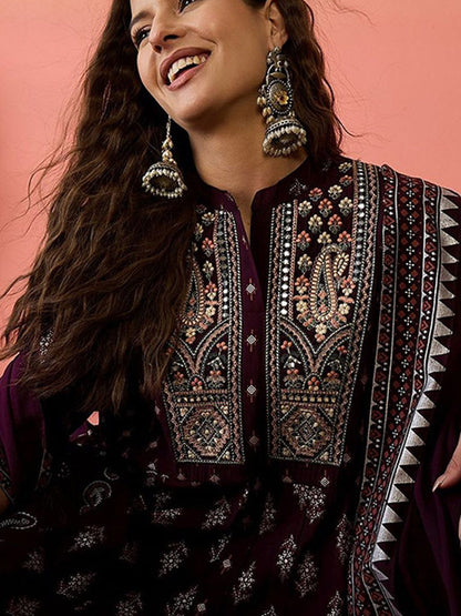 Dhiyona SN Women Embroidered Anarkali Kurta Set With Dupatta
