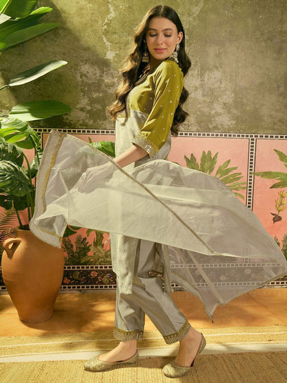 Embroidered Round Neck Kurta & Trousers with Dupatta