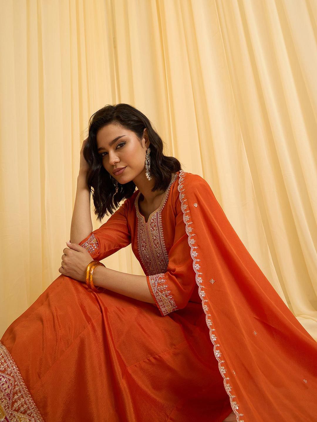 Dhiyona CH Ethnic Motifs Yoke Design Pleated Sequinned A-Line Kurta With Trousers & Dupatta