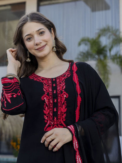 Dhiyona KL Women Ethnic Motifs Embroidered Regular Sequinned Kurta with Palazzos & With Dupatta