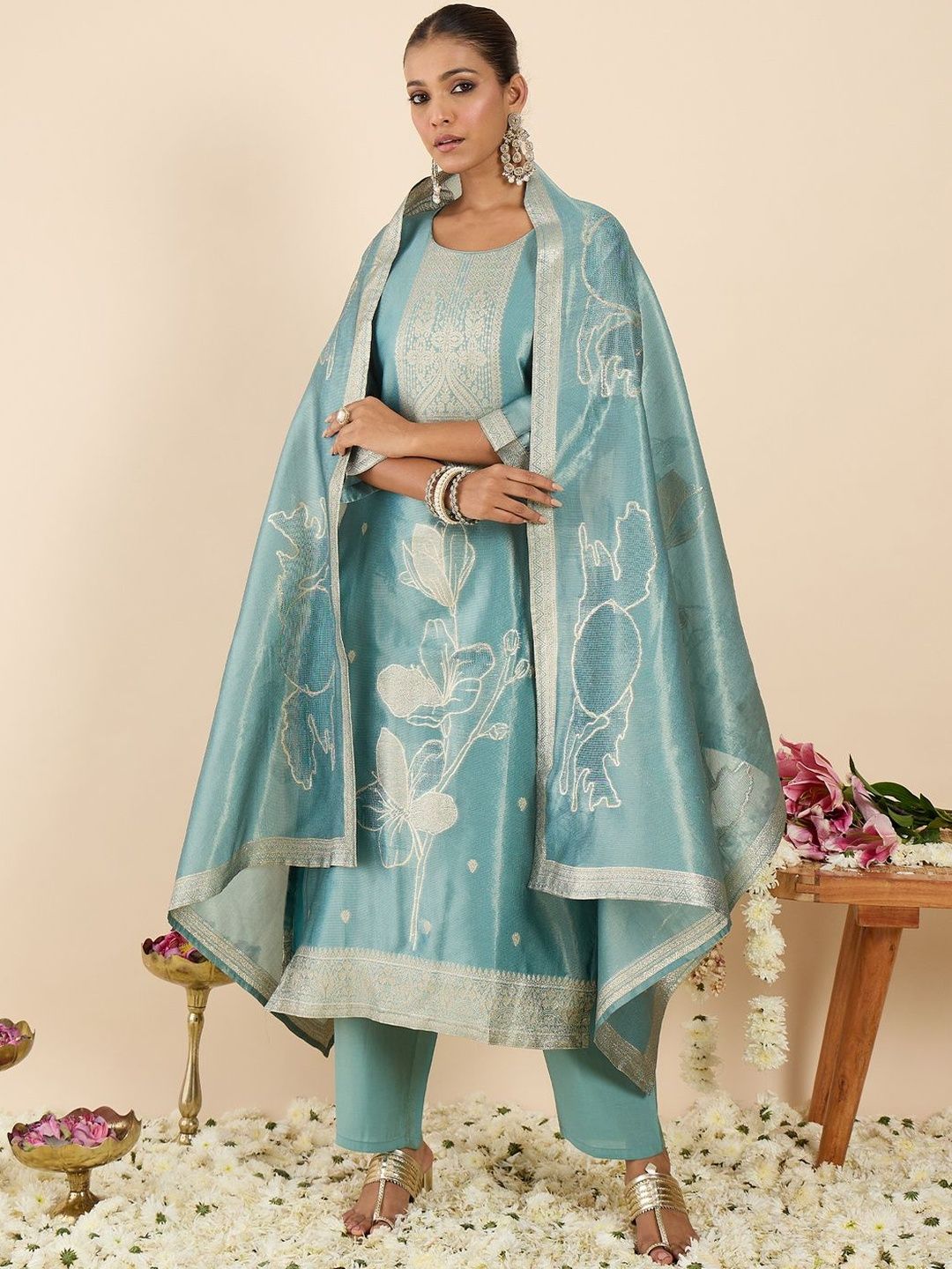 Dhiyona IE Floral Printed Thread Work Pure Cotton Kurta With Palazzos & Dupatta
