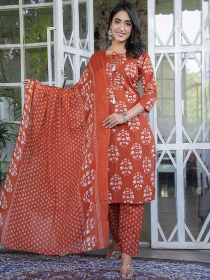Dhiyona KL Women Floral Printed Regular Pure Cotton Kurta with Trousers & With Dupatta