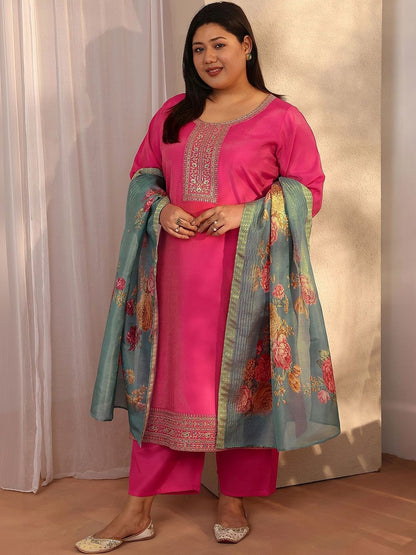 Dhiyona Women's Plus Size Floral Embroidered Kurta with Trousers & With Dupatta