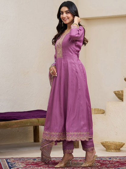 Dhiyona CH Floral Yoke Design Thread Work Anarkali Kurta With Trousers And Dupatta
