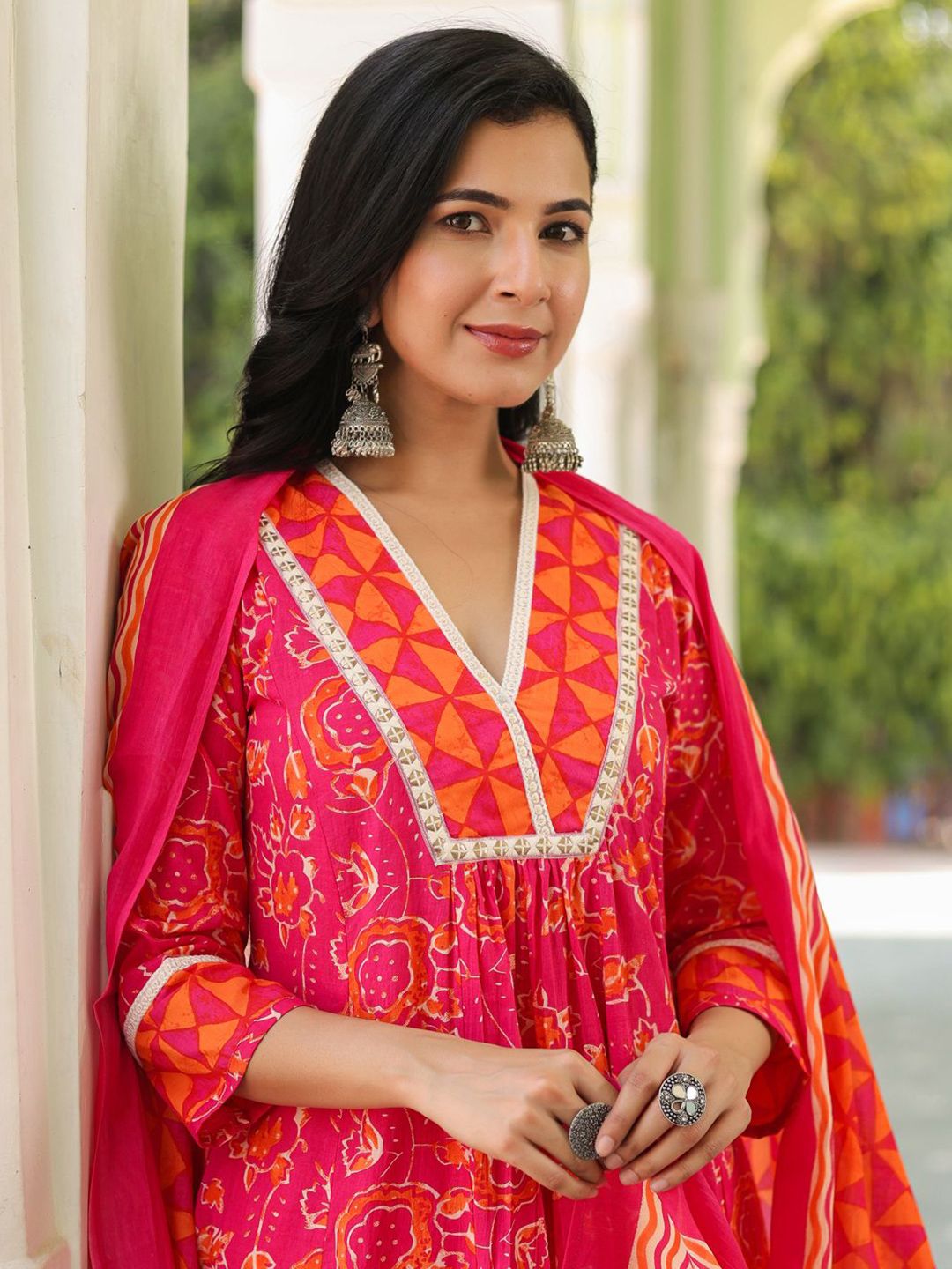Dhiyona RR Women's Floral Sequinned Pure Cotton Kurta with Trousers & Dupatta