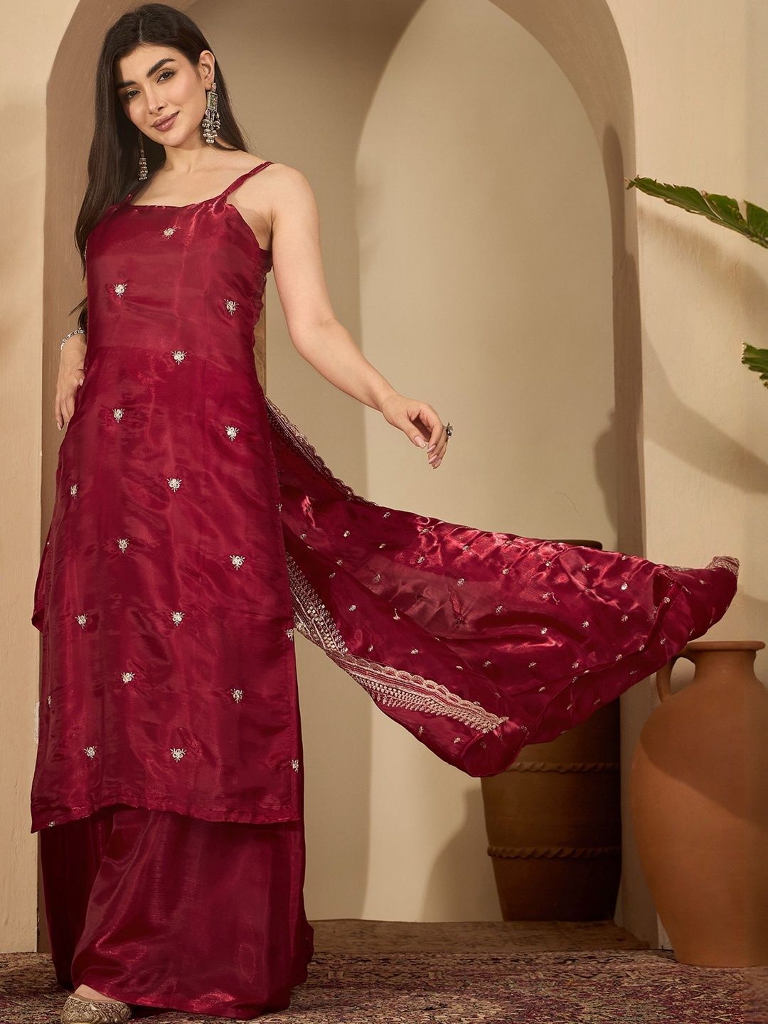 Dhiyona SN Ethnic Motifs Embroidered Round Neck Thread Work Kurta With Palazzos & Dupatta