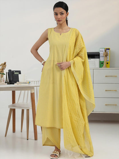 Women Regular Kurta with Palazzos & With Dupatta