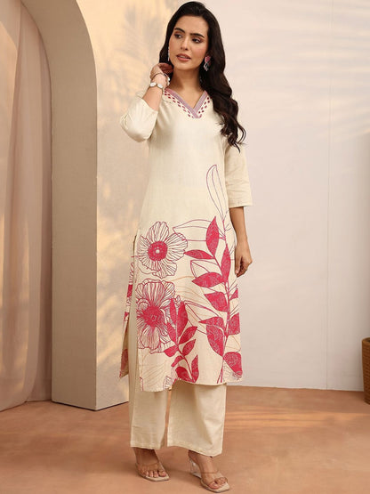 Women Floral Printed Regular Kurta with Trousers