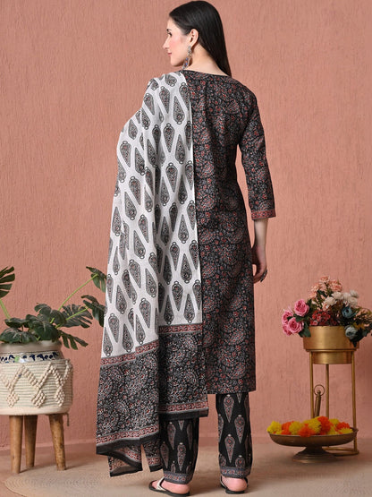 Women Ethnic Motifs Printed Regular Thread Work Pure Cotton Kurta with Trousers & With Dupatta