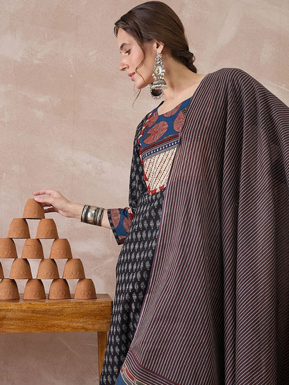 Women Ethnic Motifs Printed Regular Pure Cotton Kurta with Trousers & With Dupatta