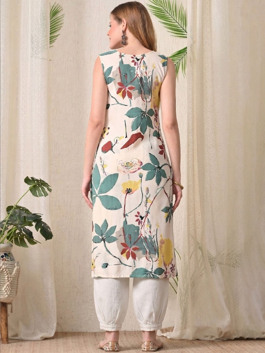 Floral Printed Round Neck Kurta & Salwar