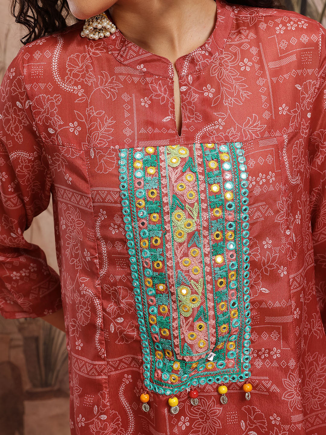 Ethnic Motifs Printed Regular Mirror Work Kurta with Trousers