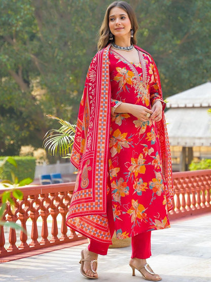 Dhiyona KL Women Floral Printed Regular Thread Work Kurta with Trousers & With Dupatta
