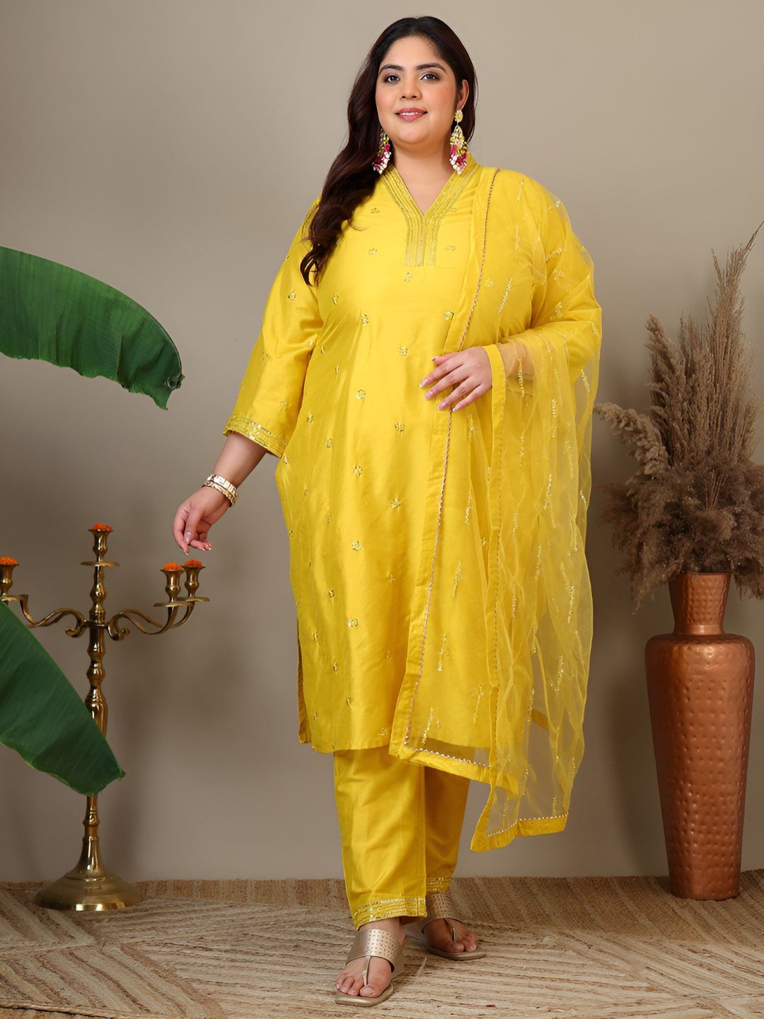 Dhiyona IN Women Floral Embroidered Regular Sequinned Kurta with Trousers & Dupatta